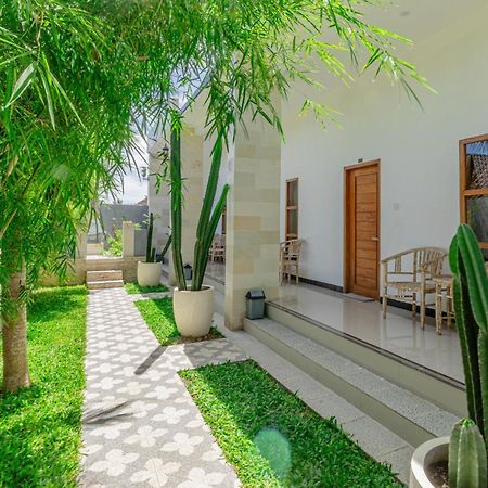 Seven Angels Villa And Hostel Toyapakeh Luaran gambar