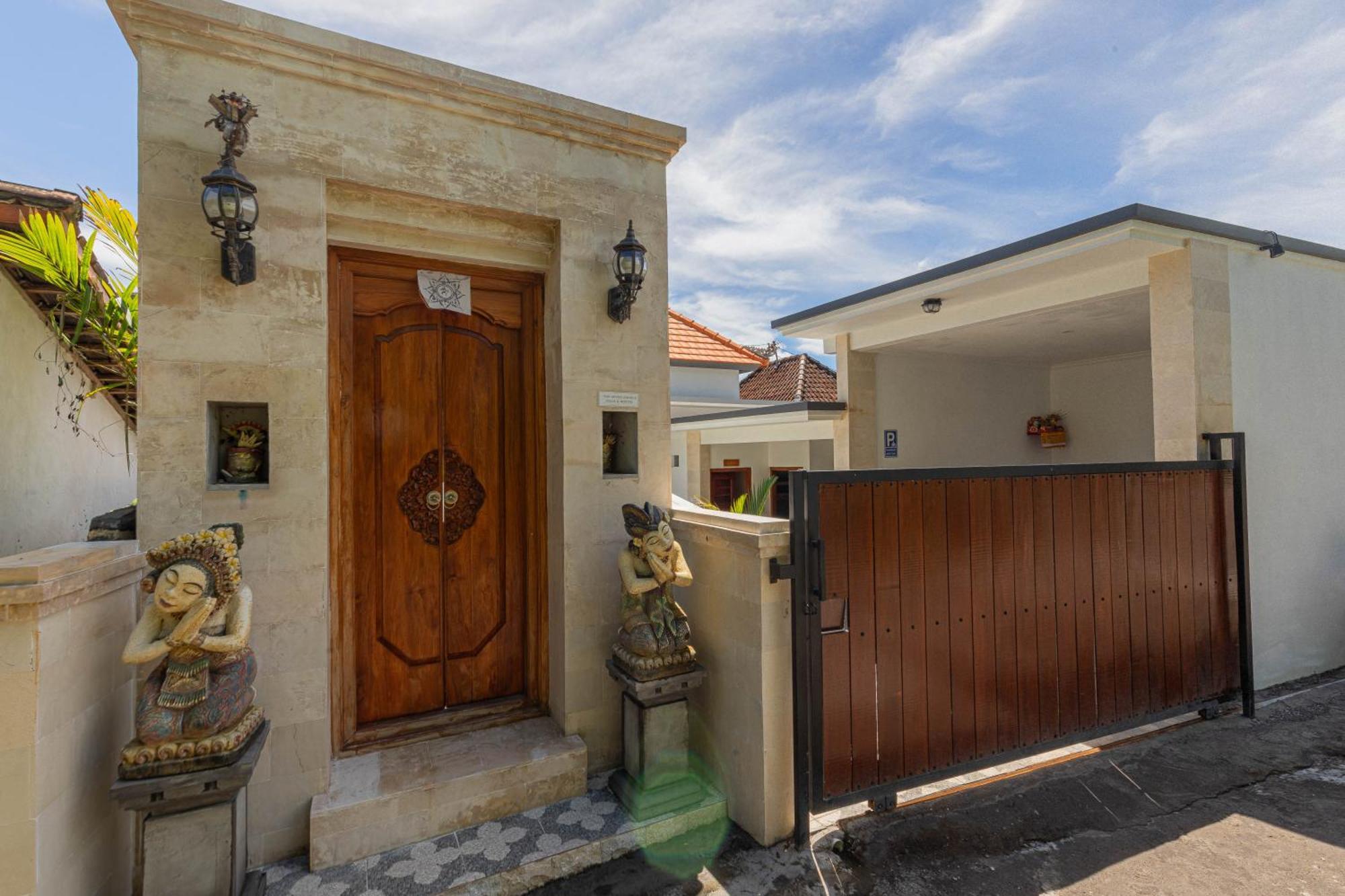 Seven Angels Villa And Hostel Toyapakeh Luaran gambar