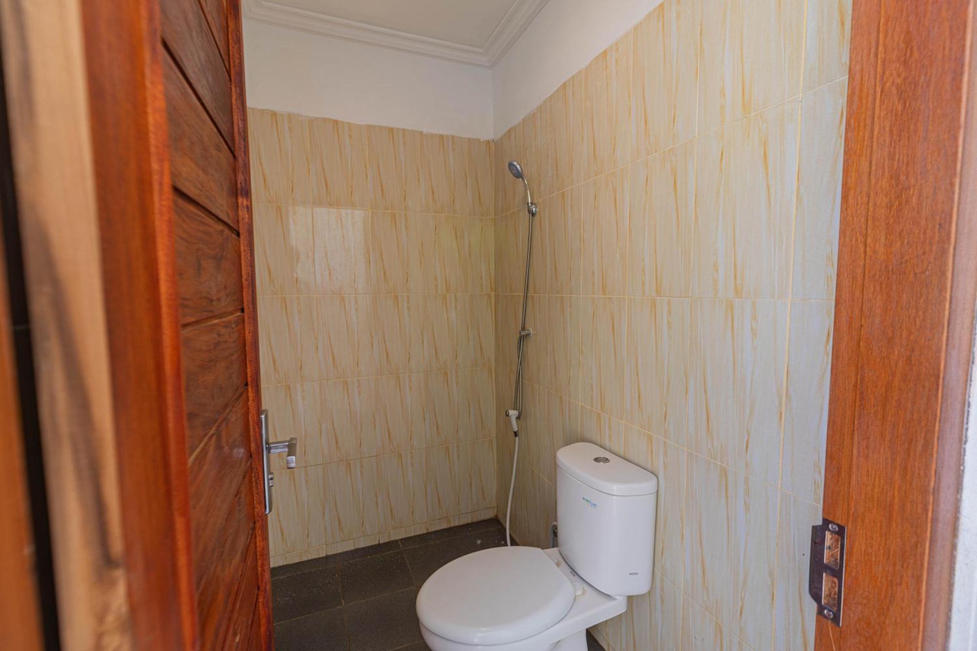 Seven Angels Villa And Hostel Toyapakeh Luaran gambar
